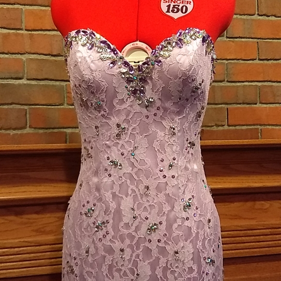 NWOT M Mori Lee lilac lace strapless corset gown - Picture 1 of 7